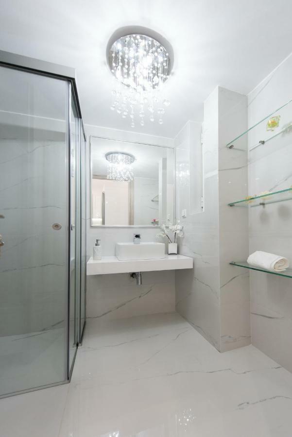 Despina'S Luxury Apt Downtown Heraklion Exteriör bild